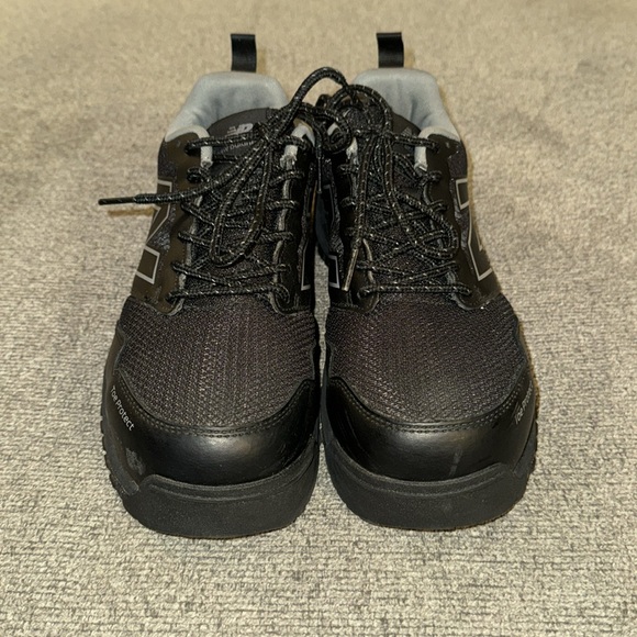 New Balance Comp Toe Shoes - Picture 3 of 9